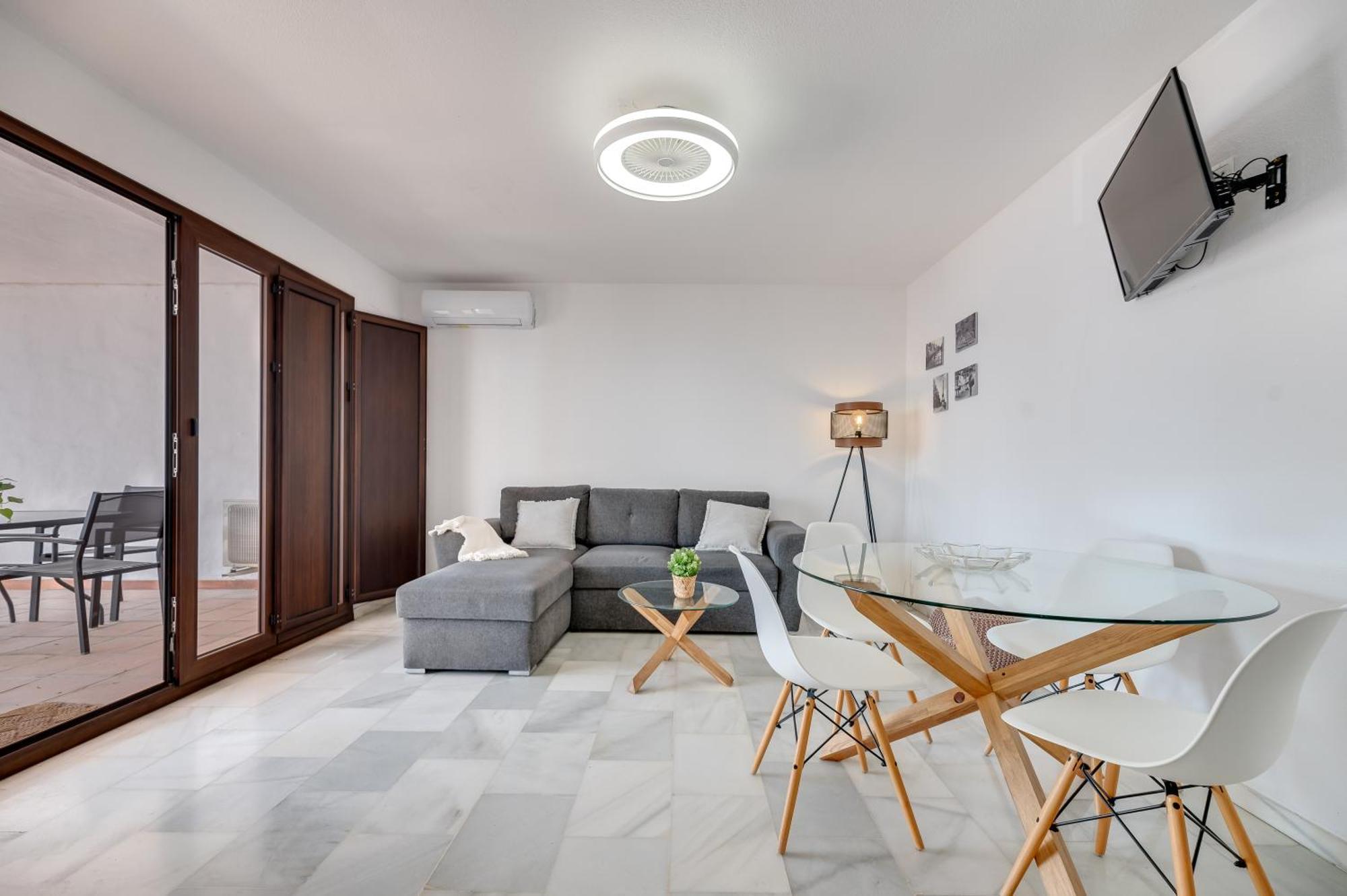 Apartamento Con Amplio Porche Y Bbq Беналмадена Екстериор снимка