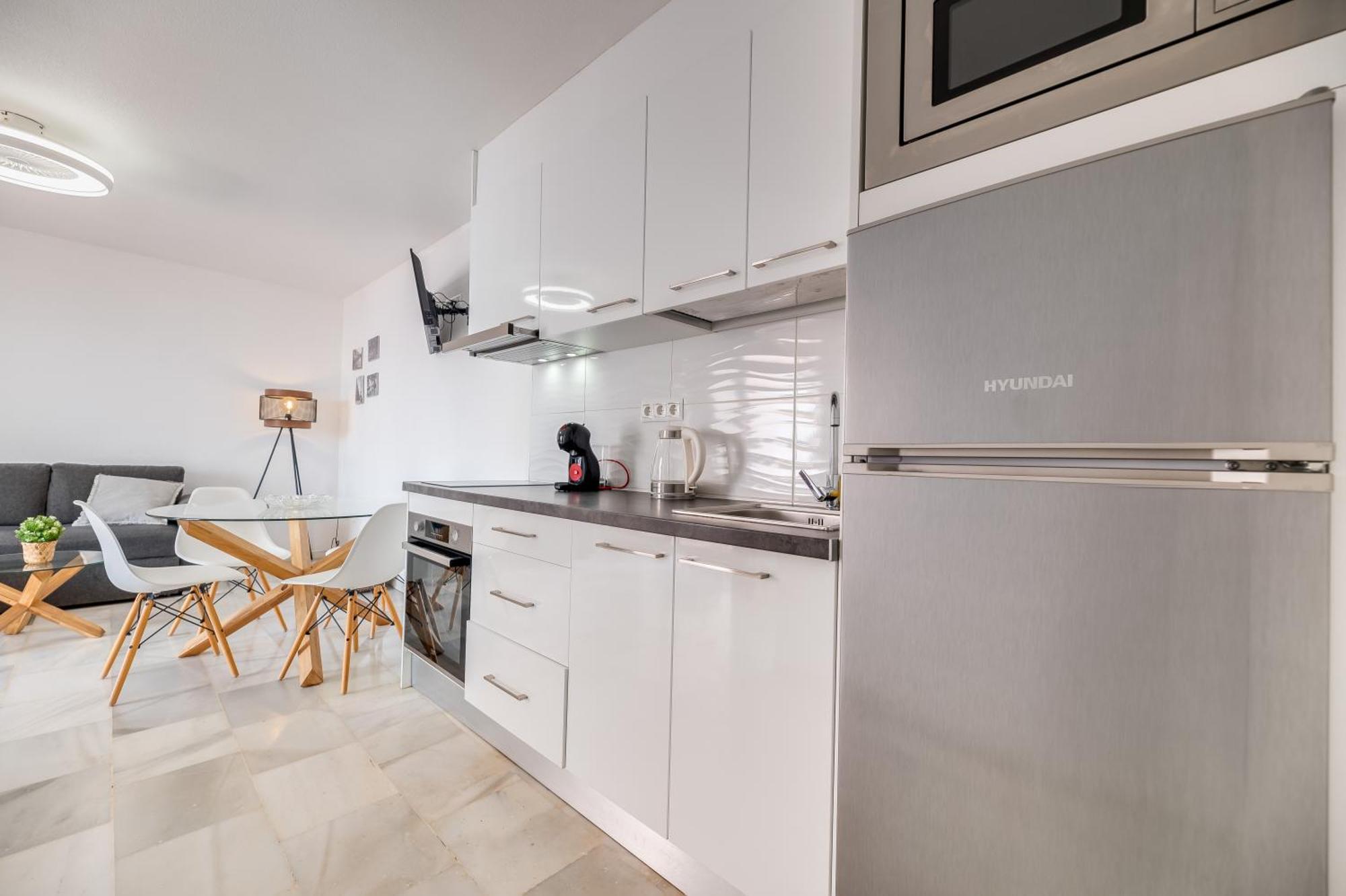 Apartamento Con Amplio Porche Y Bbq Беналмадена Екстериор снимка